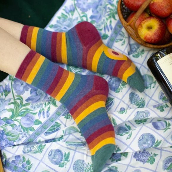 NWT Heathered Rainbow Stripe Crew Length Socks 70s 80s Retro Vintage Vibes - Picture 2 of 4